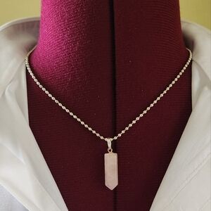 Rose quartz crystal pendant necklace